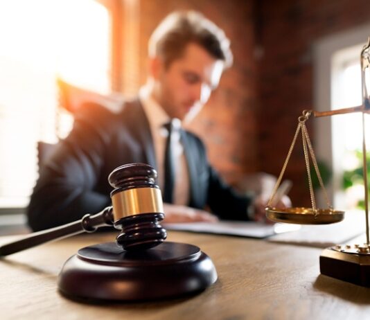 Avukat Olabilmek İçin Yapılması Gerekenler